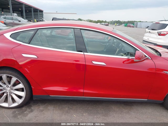 5YJSA1H18EFP41837 Tesla Model S P85