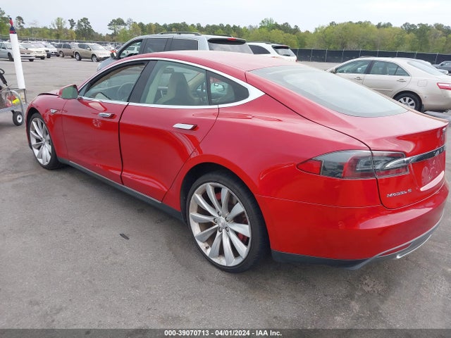 5YJSA1H18EFP41837 Tesla Model S P85