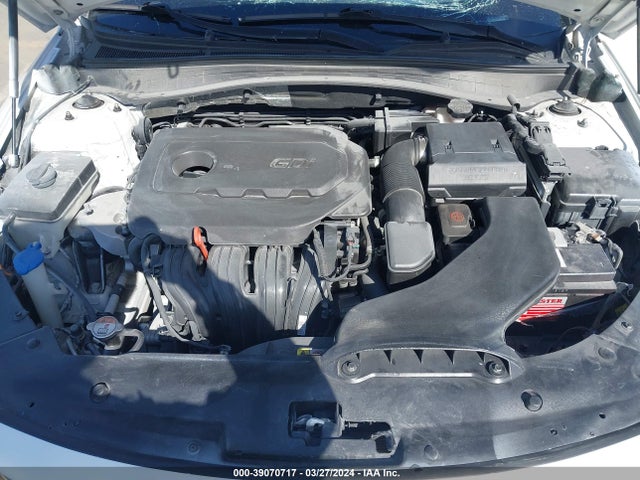 KIA Optima Lx 2018 5XXGT4L32JG239438 Image 10