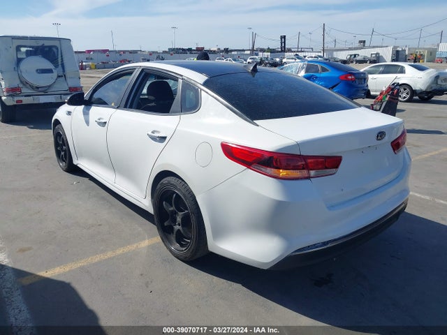 KIA Optima Lx 2018 5XXGT4L32JG239438 Image 3