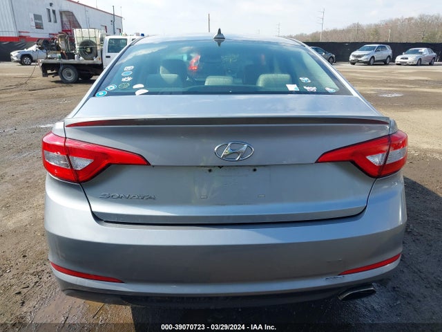 Hyundai SONATA SE 2015 5NPE24AF1FH029741 Image 16