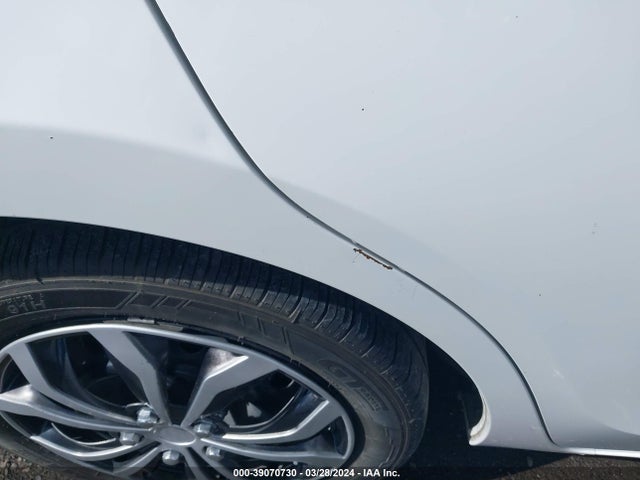 Toyota COROLLA LE 2015 5YFBURHE2FP311672 Image 18