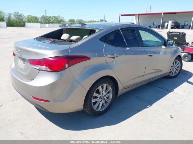 5NPDH4AE1GH788957 Hyundai ELANTRA SE