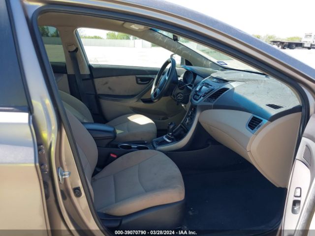 5NPDH4AE1GH788957 Hyundai ELANTRA SE