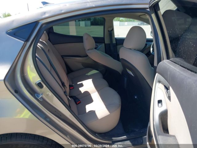 5NPDH4AE1GH788957 Hyundai ELANTRA SE