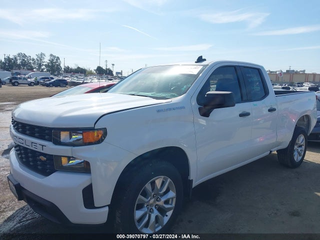 Chevrolet Silverado 1500 Custom 2019 1GCRWBEF9KZ276917 Image 2