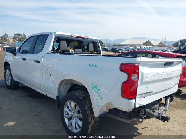 Chevrolet Silverado 1500 Custom 2019 1GCRWBEF9KZ276917 Image 3