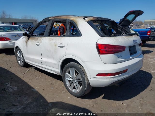 WA1BCCFSXHR007789 Audi Q3 2.0t Premium