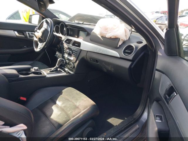 WDDGJ4HB8EG279436 Mercedes-Benz C 250