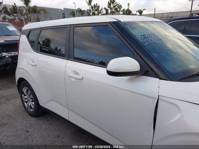 KIA SOUL LX 2020 KNDJ23AUXL7723769 Image 13