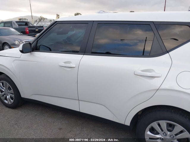 KIA SOUL LX 2020 KNDJ23AUXL7723769 Image 14