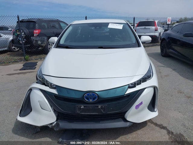 Toyota Prius Prime Plus 2019 JTDKARFP6K3110325 Image 11