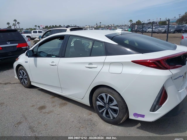 Toyota Prius Prime Plus 2019 JTDKARFP6K3110325 Image 13