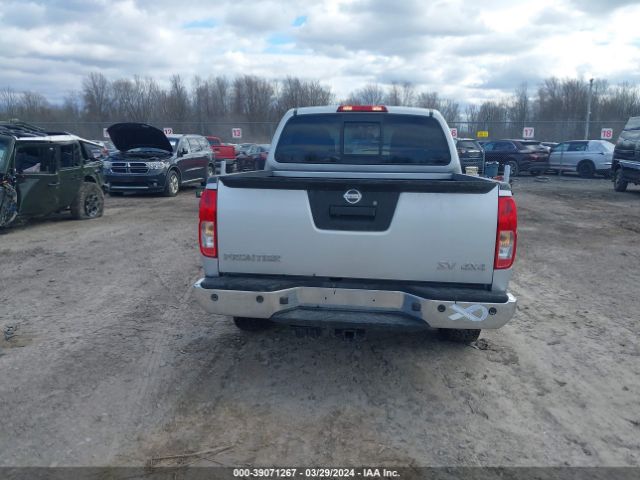 1N6AD0EV3JN702375 Nissan Frontier Sv