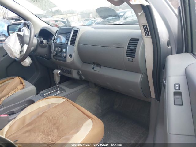 1N6AD0EV3JN702375 Nissan Frontier Sv