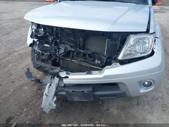 1N6AD0EV3JN702375 Nissan Frontier Sv