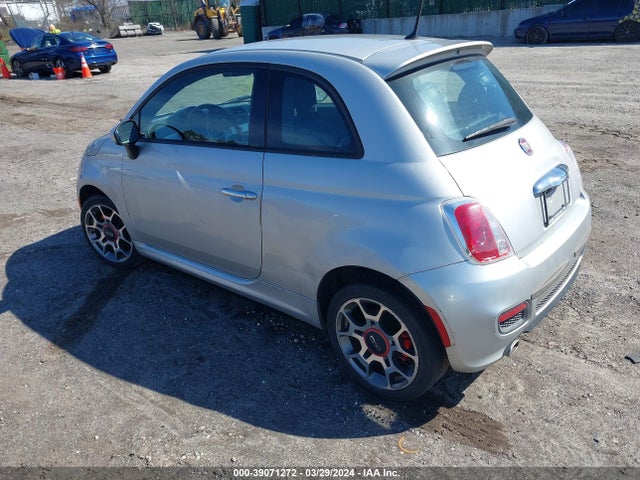 2013 FIAT 500 3C3CFFBR5DT750226 Photo 2