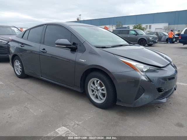 Toyota Prius Two 2017 JTDKBRFU1H3567894 головне зображення
