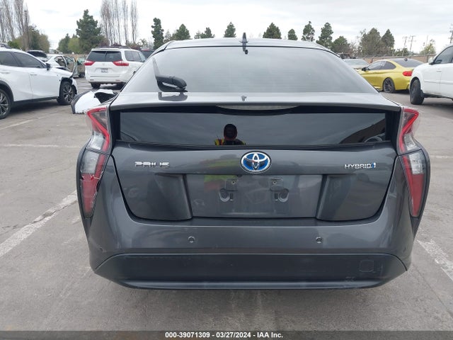 Toyota Prius Two 2017 JTDKBRFU1H3567894 Image 15