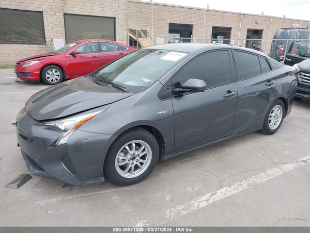 Toyota Prius Two 2017 JTDKBRFU1H3567894 Image 2