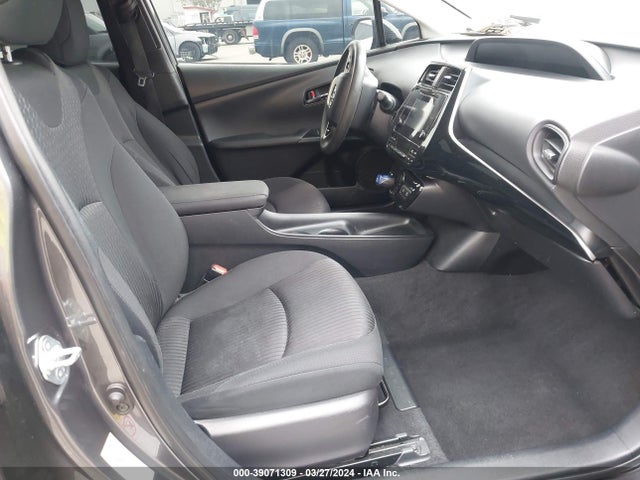 Toyota Prius Two 2017 JTDKBRFU1H3567894 Image 5