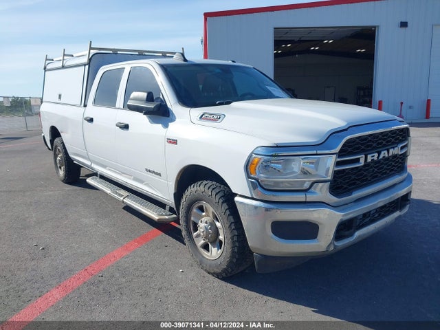 RAM 2500 Tradesman  4x2 8' Box 2019 3C6UR4HJ3KG548107 Image 1