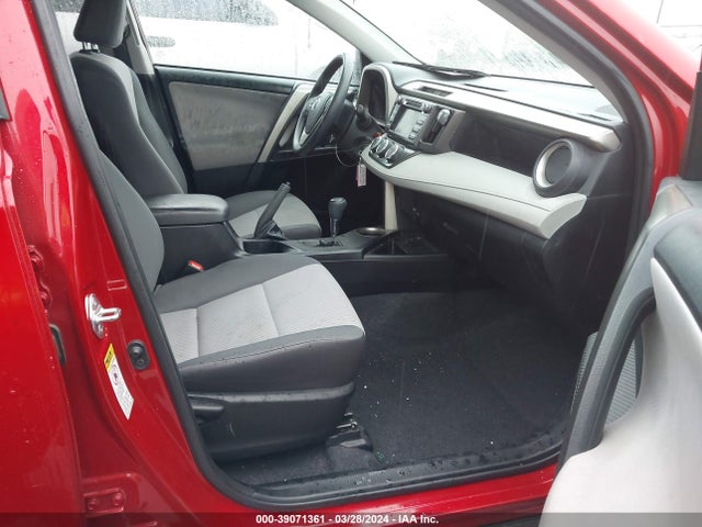 Toyota RAV4 LE 2015 2T3BFREV8FW375221 Image 5