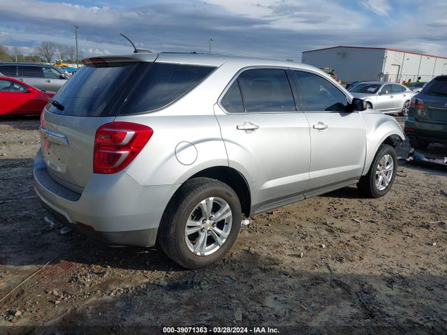 Chevrolet EQUINOX LS 2017 2GNALBEKXH1528248 Image 4