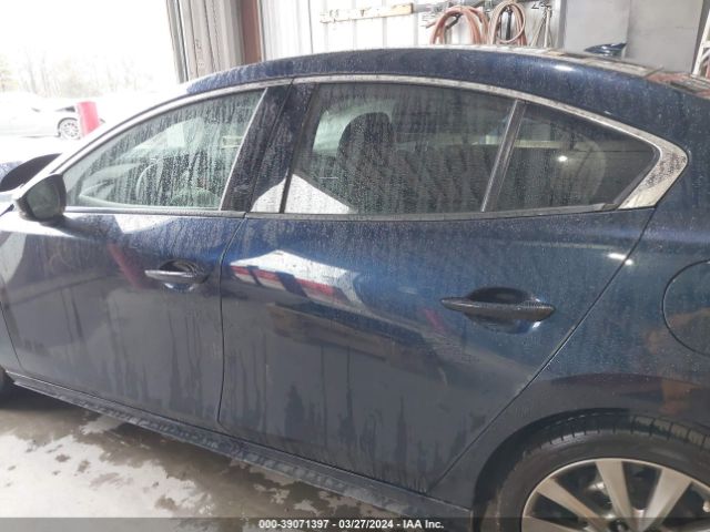 3MZBPAEM1LM116036 Mazda Mazda3 Premium Package