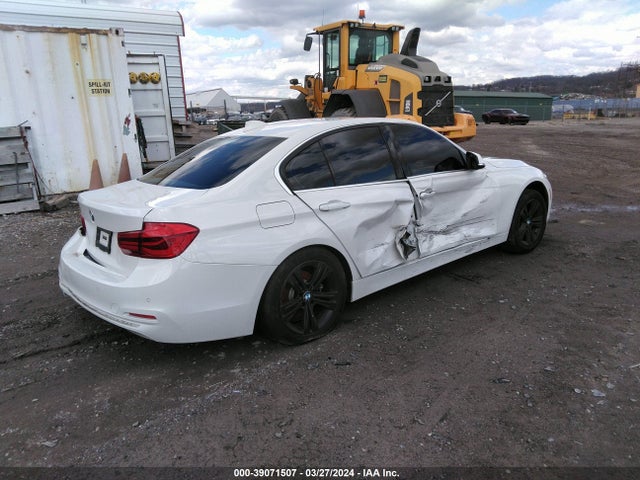 WBA8D9G55JNU70863 BMW 330i Xdrive