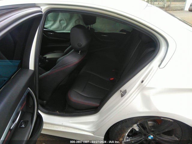 WBA8D9G55JNU70863 BMW 330i Xdrive