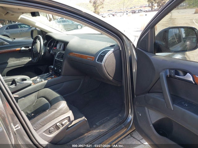 Audi Q7 3.0t Premium 2015 WA1LGAFE5FD026039 Image 5