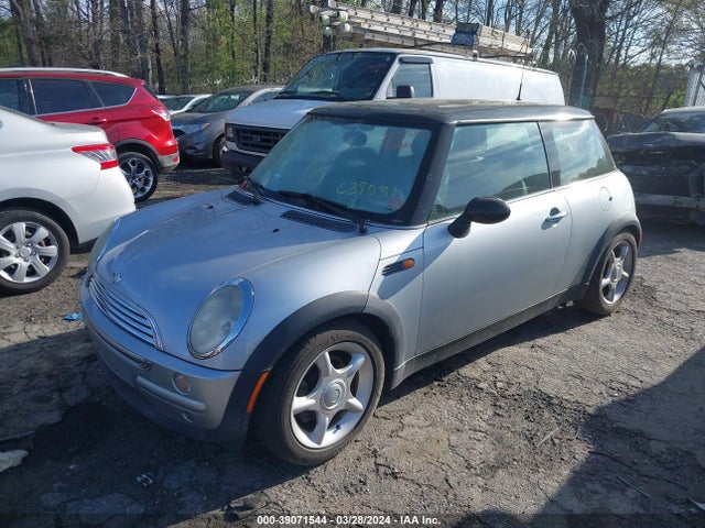 2003 MINI COOPER WMWRC33403TC39081 Photo 1