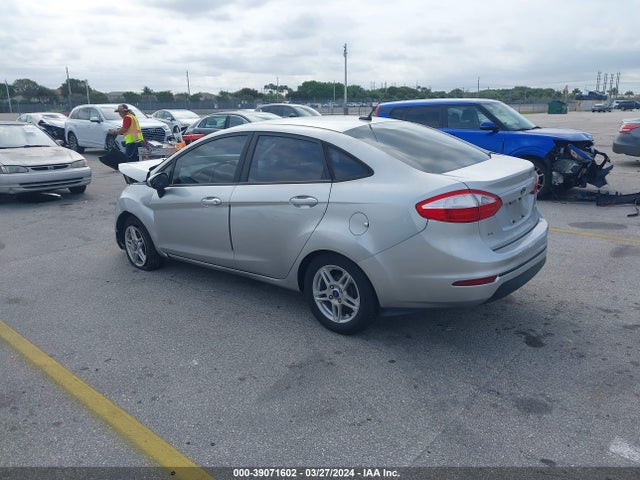 Ford FIESTA SE 2017 3FADP4BJ0HM132457 Image 3