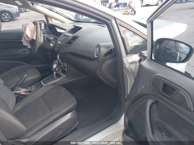 Ford FIESTA SE 2017 3FADP4BJ0HM132457 Image 5