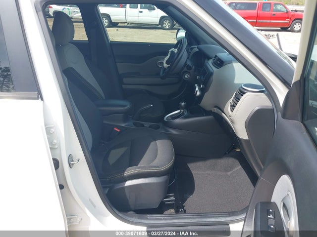 KIA SOUL + 2015 KNDJP3A52F7182800 Image 5