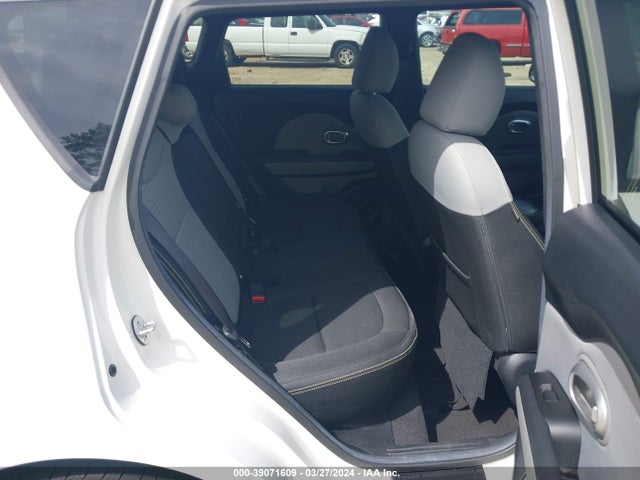 KIA SOUL + 2015 KNDJP3A52F7182800 Image 8