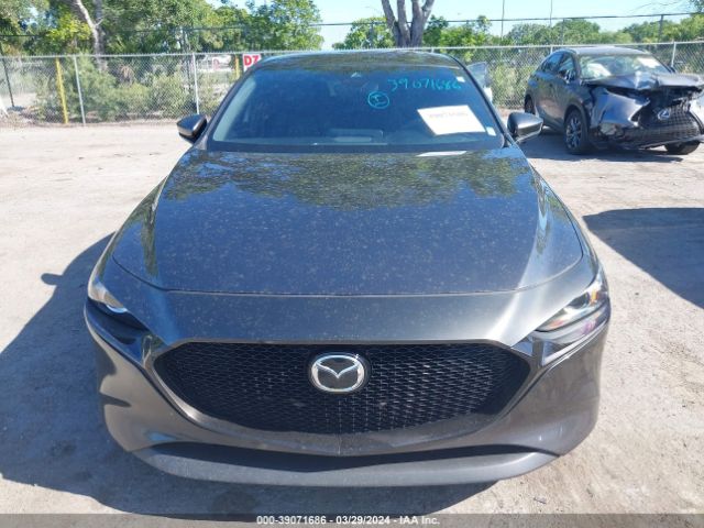 JM1BPAKL7M1315573 Mazda Mazda3 Select