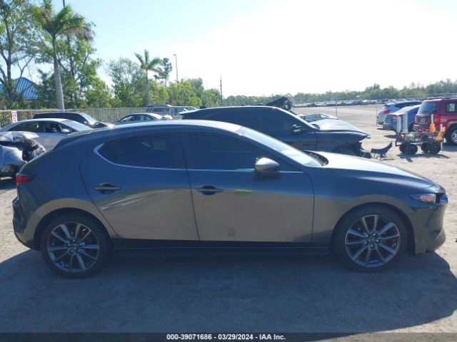JM1BPAKL7M1315573 Mazda Mazda3 Select
