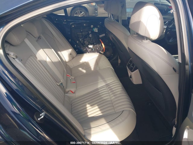 Genesis G70 2.0t Rwd 2020 KMTG34LA0LU047741 Image 8