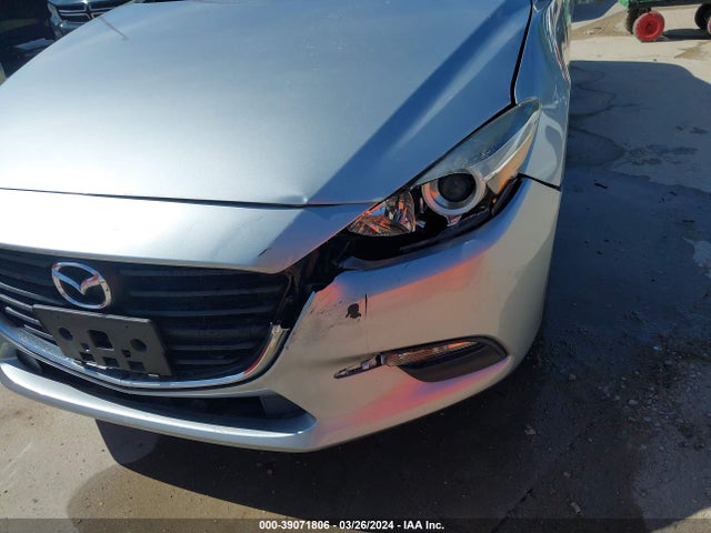 Mazda Mazda3 Touring 2017 3MZBN1V7XHM140309 Image 6