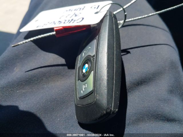 WBA3B1G59FNT04743 BMW 320i