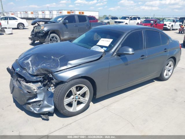 WBA3B1G59FNT04743 BMW 320i