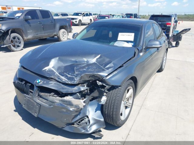 WBA3B1G59FNT04743 BMW 320i