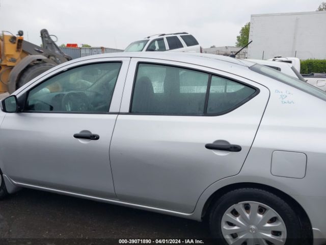 3N1CN7AP2HL808645 Nissan Versa 1.6 S