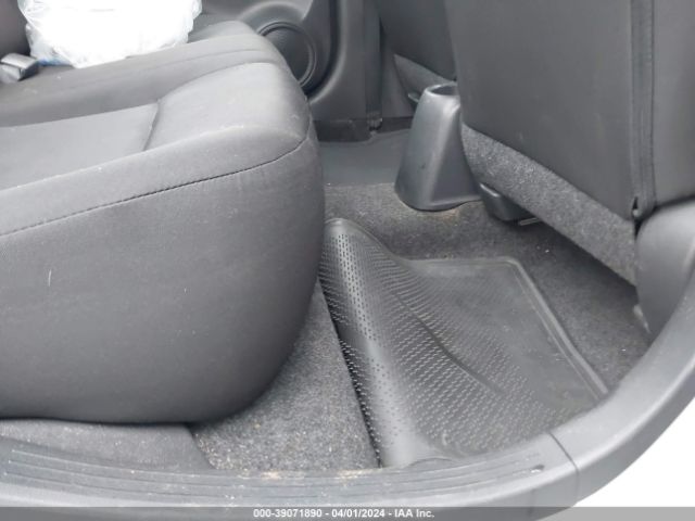 3N1CN7AP2HL808645 Nissan Versa 1.6 S