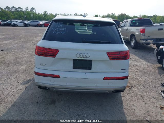 WA1AHAF79KD044723 Audi Q7 45 Premium