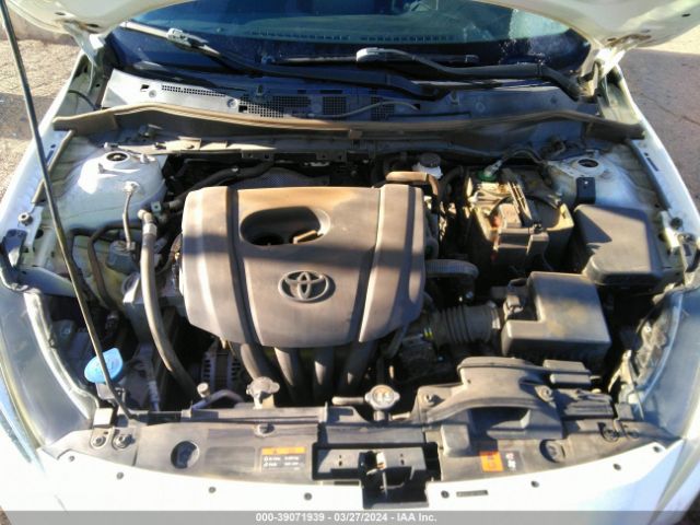 3MYDLBZVXGY101051 Scion IA