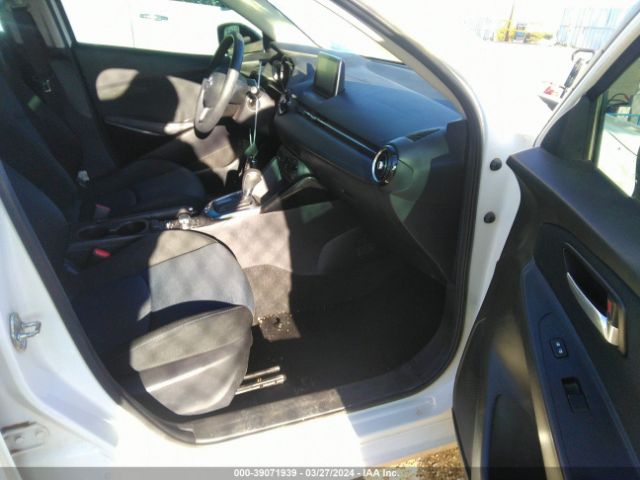 3MYDLBZVXGY101051 Scion IA