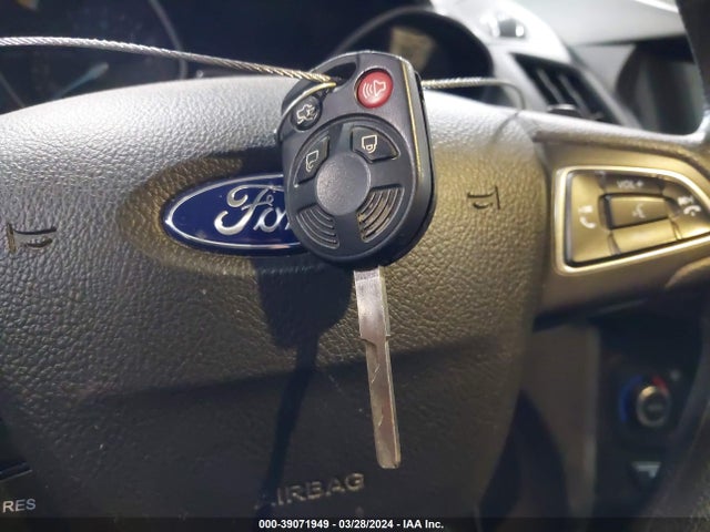 Ford ESCAPE SE 2017 1FMCU9GD1HUE36211 Image 11